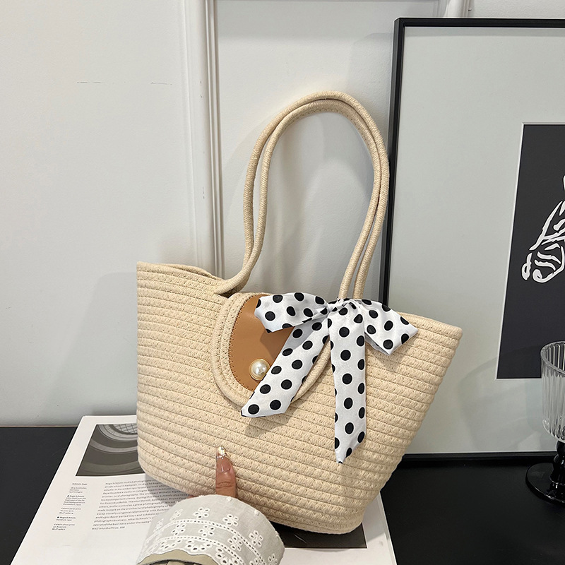 Japanese Style Woven Bucket Bag for Beach Vacation - Ins Trendy Korean Straw Bag Pastoral Shoulder Underarm Bag